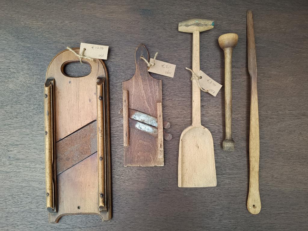 Oude koolsnijder, groenteschaaf en houten keukengereedschap, Antiek en Kunst, Verzenden