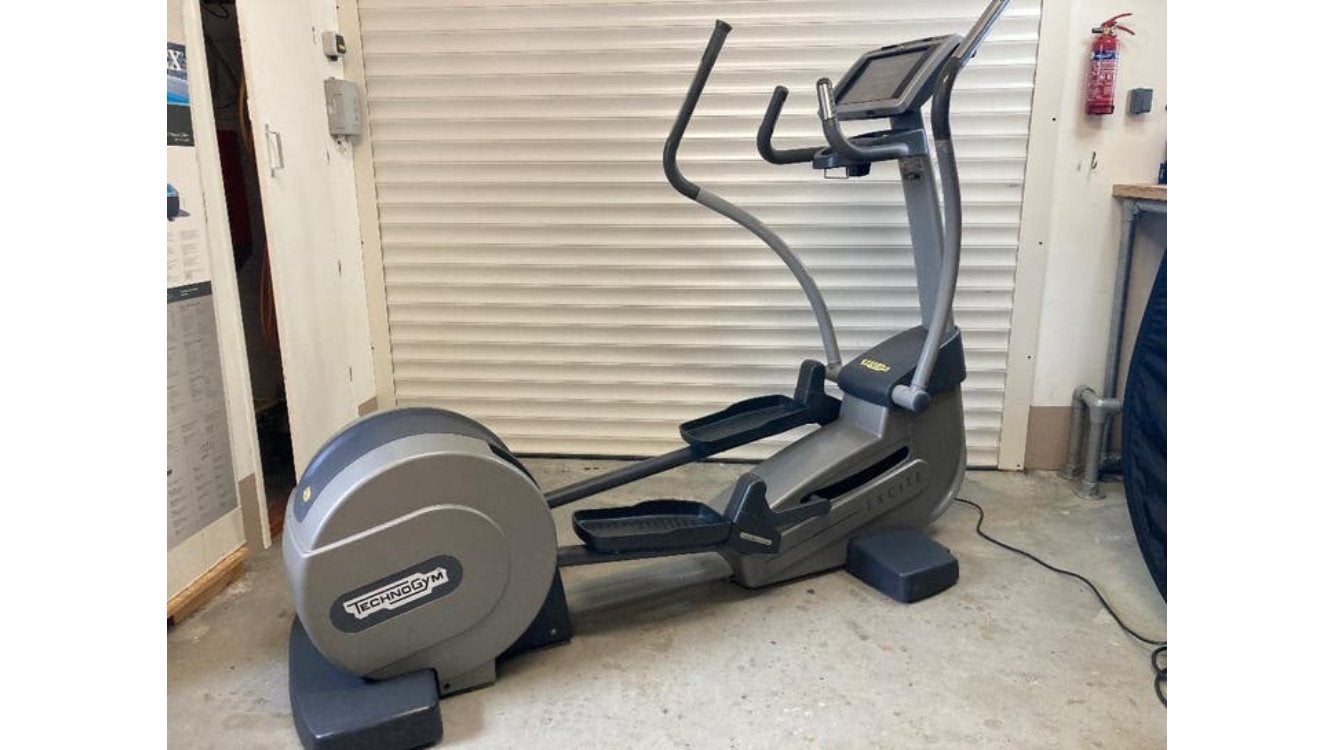 Technogym excite crosstrainer, Ophalen, Zo goed als nieuw, Overige typen