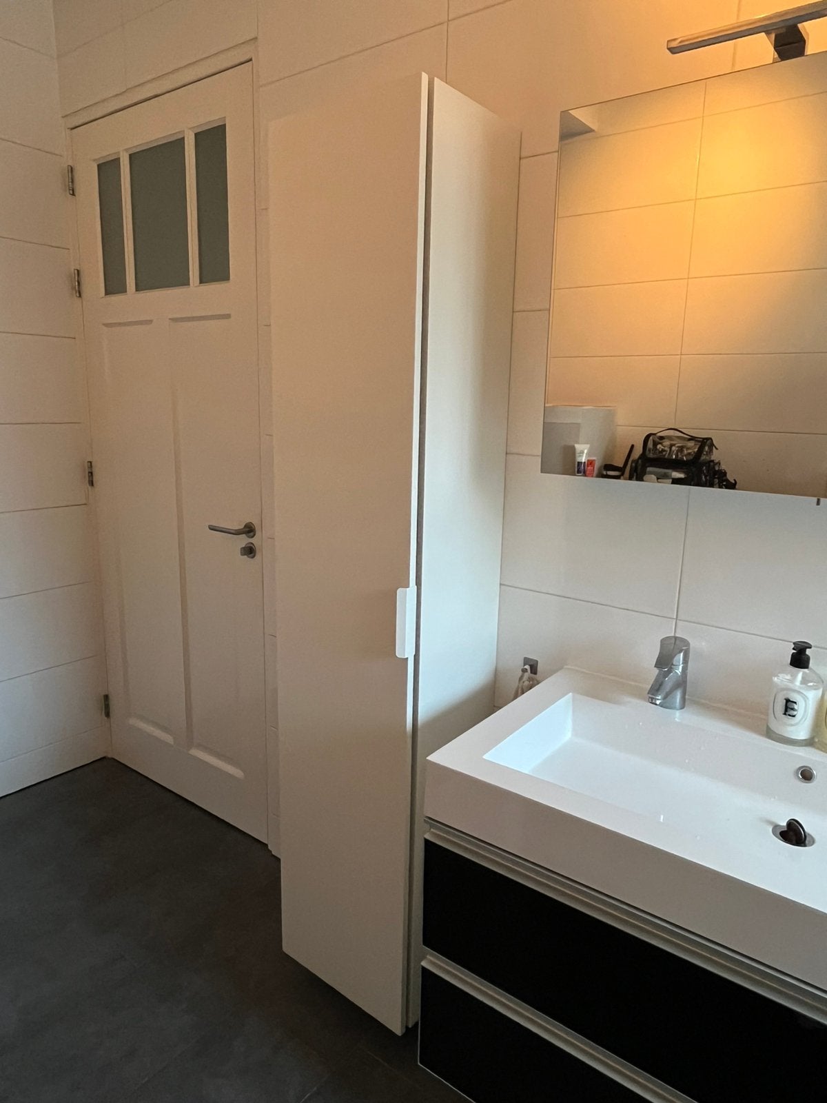 IKEA GODMORGON Hoge Badkamerkast 40x32x192 Mat Wit, Huizen en Kamers