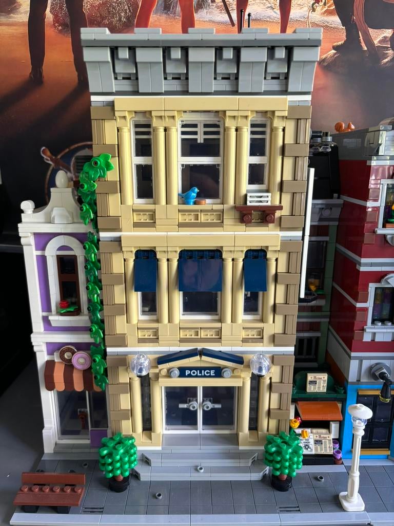 Lego Icons Politiebureau 10278 compleet, Ophalen of Verzenden, Zo goed als nieuw