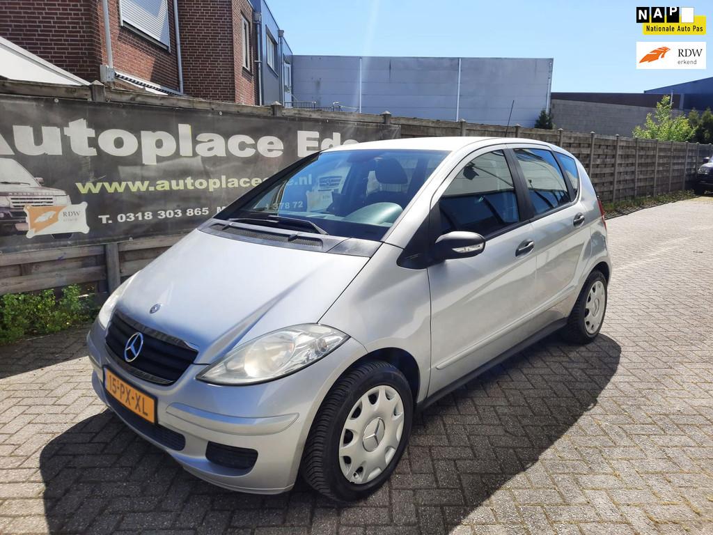 Mercedes-Benz A-klasse 150 Classic airco trekhaak, Voorwielaandrijving, 400 kg, 49 €/maand, Origineel Nederlands