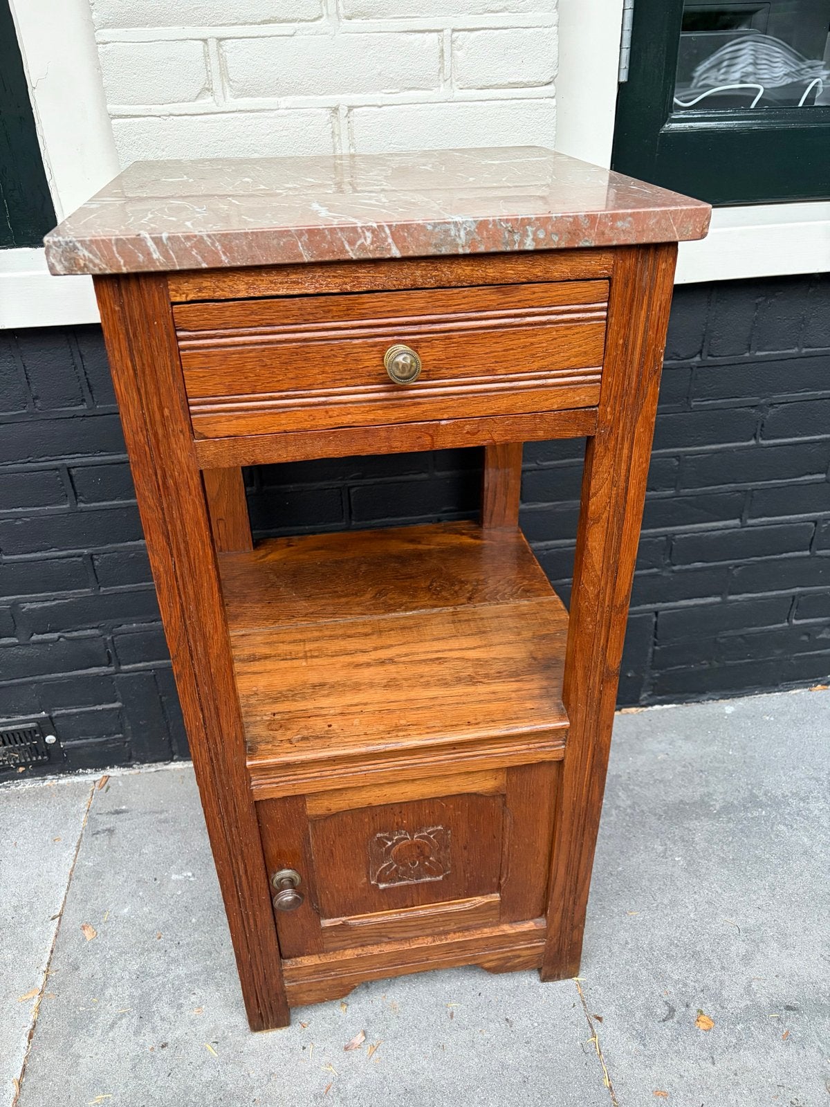 Vintage Nachtkastje/Halkastje met Rood Marmeren Blad, Antiek en Kunst, Antiek | Meubels | Kasten, Ophalen of Verzenden