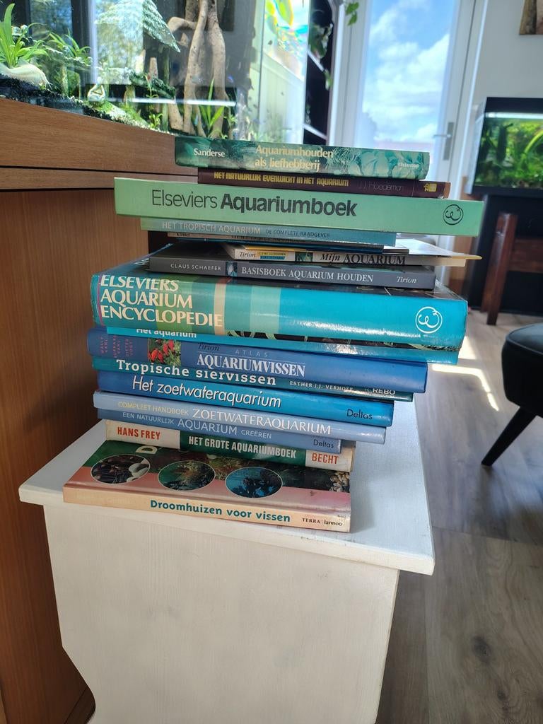 Partij aquarium boeken, Dieren en Toebehoren, Vissen | Aquaria en Toebehoren, Ophalen of Verzenden, Gebruikt