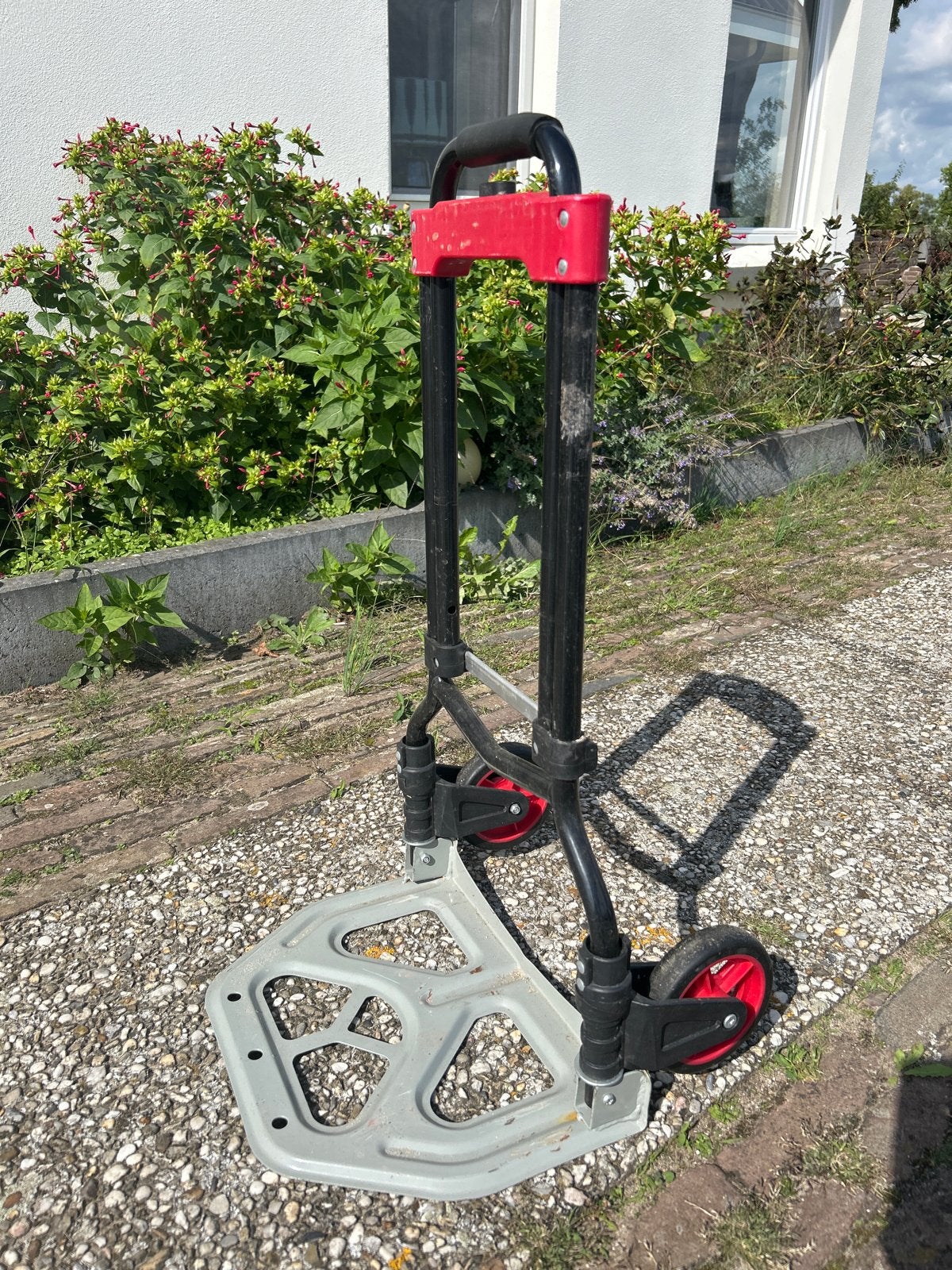 Compacte en uitschuifbare steekwagen, Doe-het-zelf en Verbouw, Ophalen, Gebruikt, Steekwagen