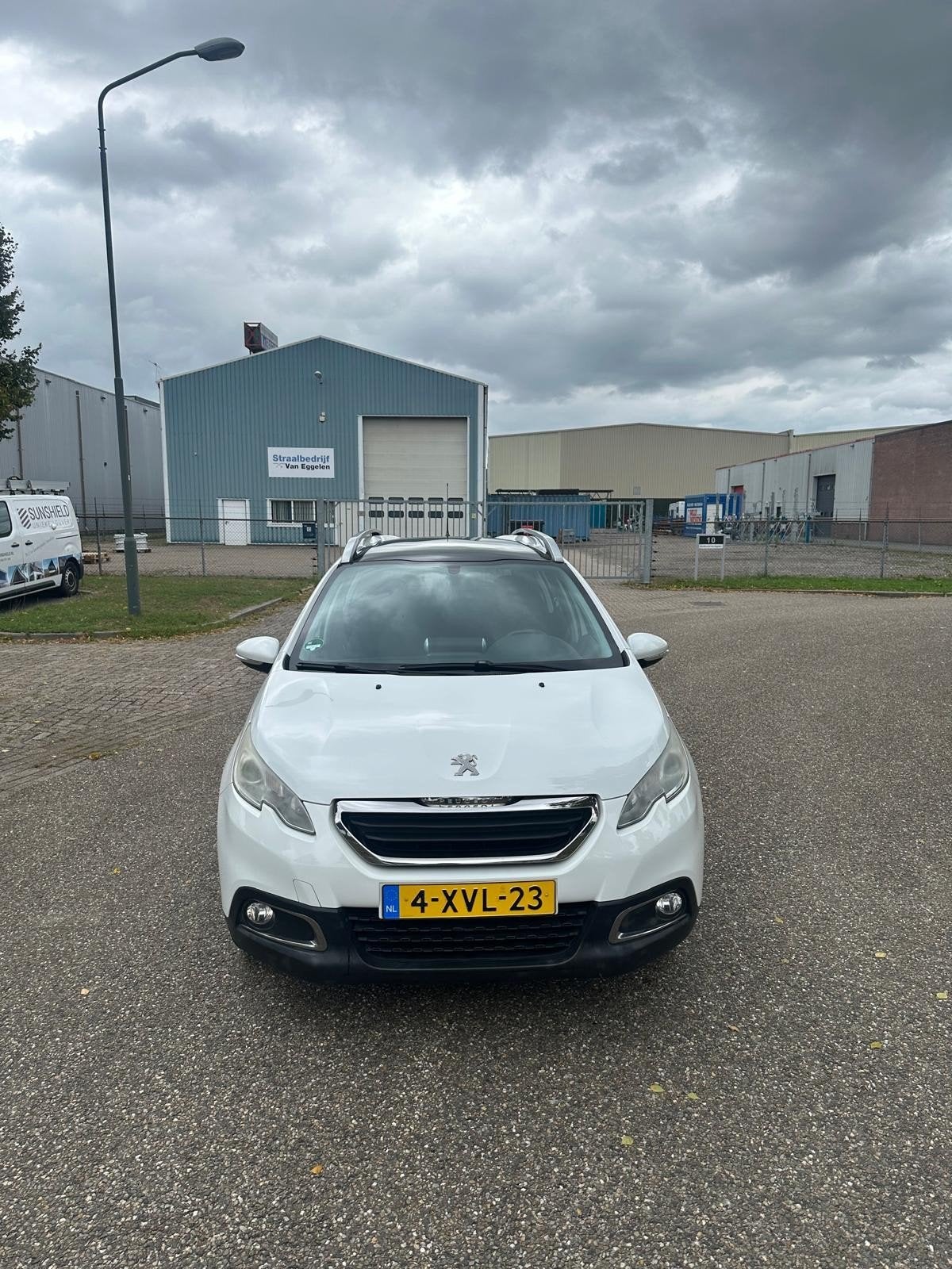 Peugeot 2008 1.2 E-vti 60KW Etg5 2014 Wit, Auto's, 450 kg, 40 €/maand, 1199 cc, 770 kg