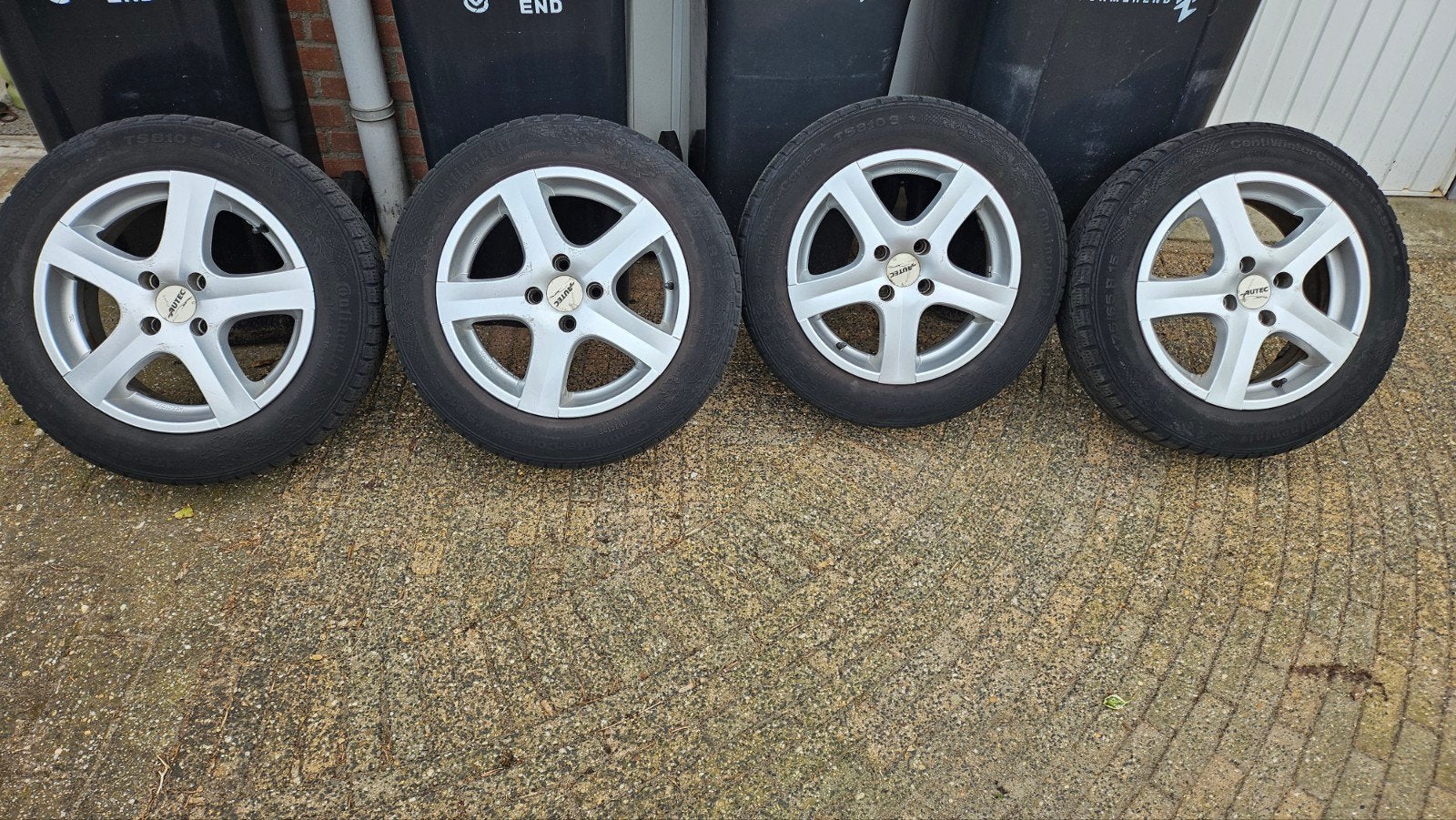 Winterbanden 175/65/R15 op velg 4x100 - 15 inch, Ophalen, Gebruikt