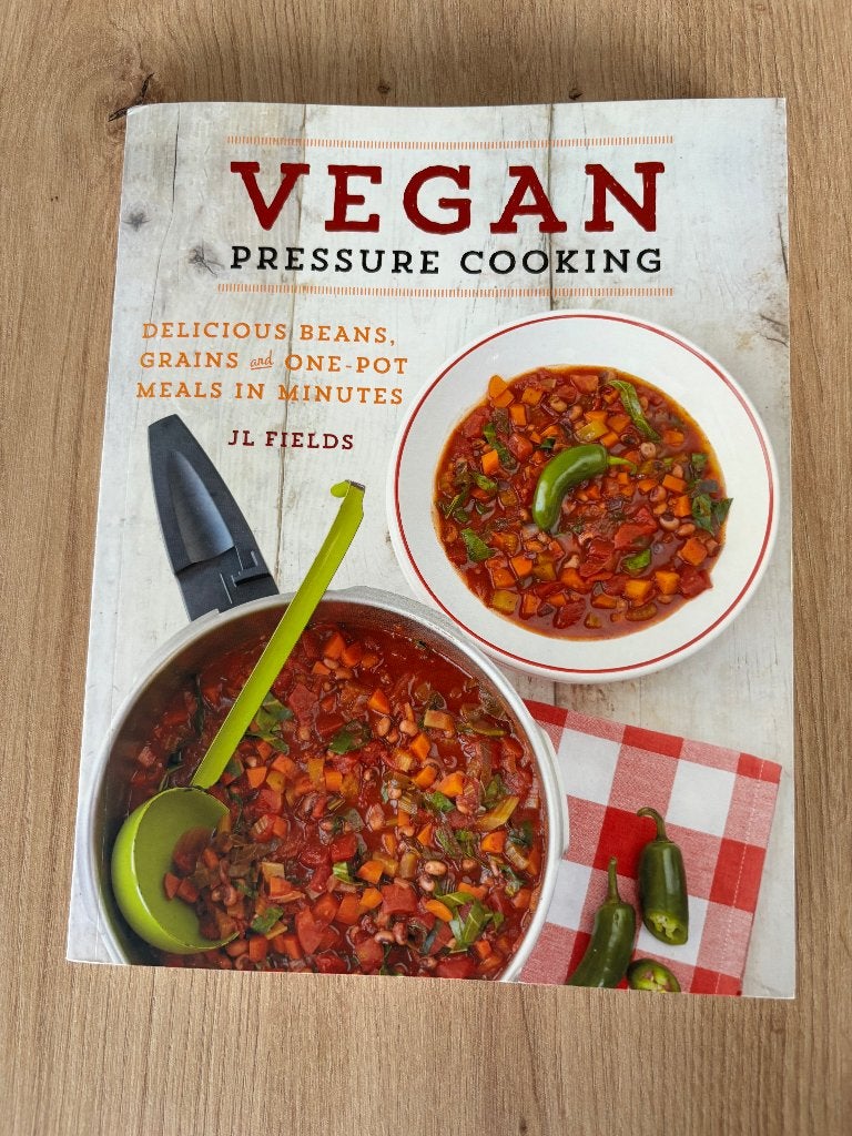 Vegan Pressure Cooking (kookboek), Vegetarisch, Ophalen of Verzenden, Zo goed als nieuw, Voorgerechten en Soepen