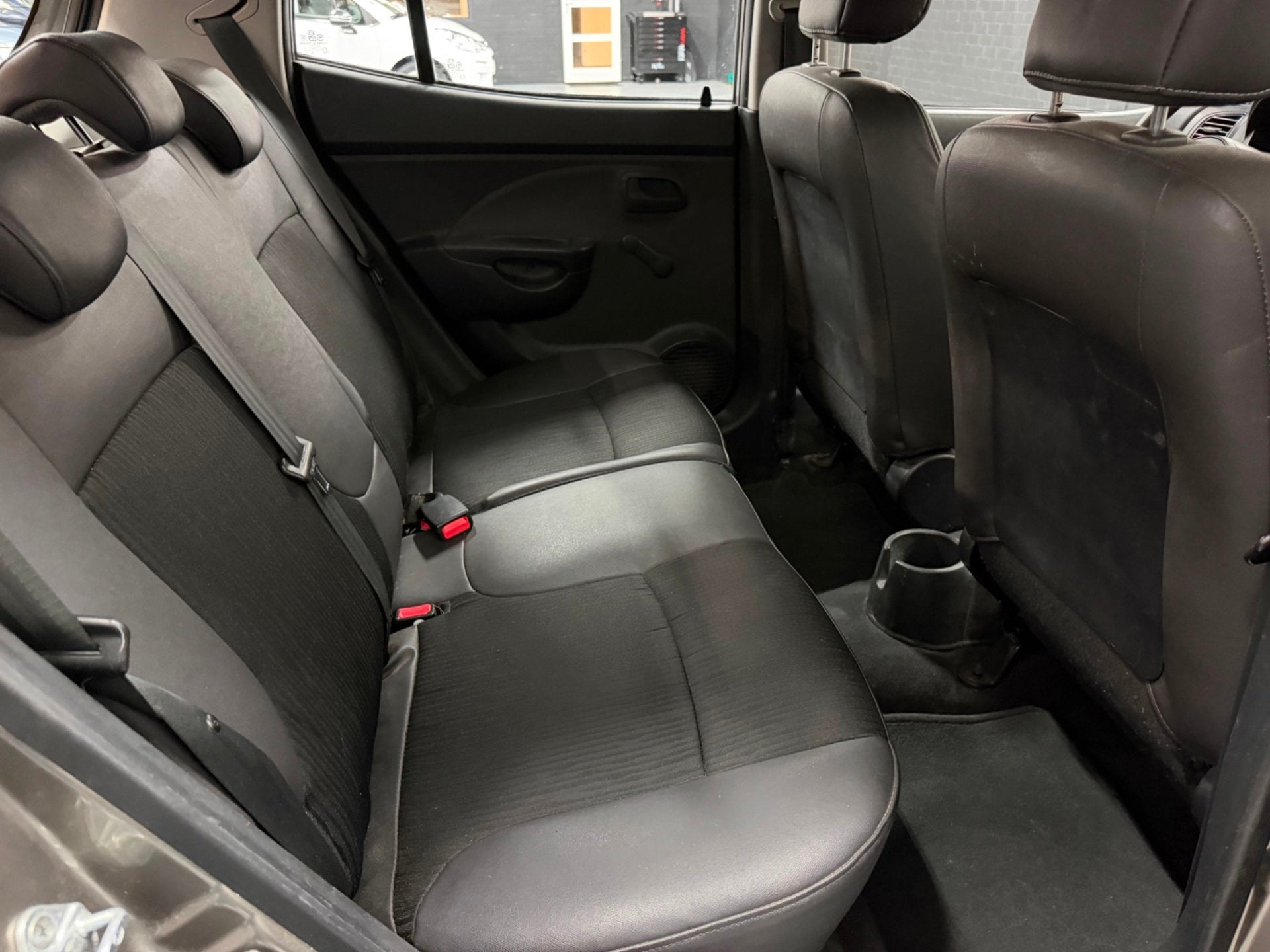 Foto 11 van Kia Picanto 1.0 X-pect Nap/5Drs/APK 22-09-2027!