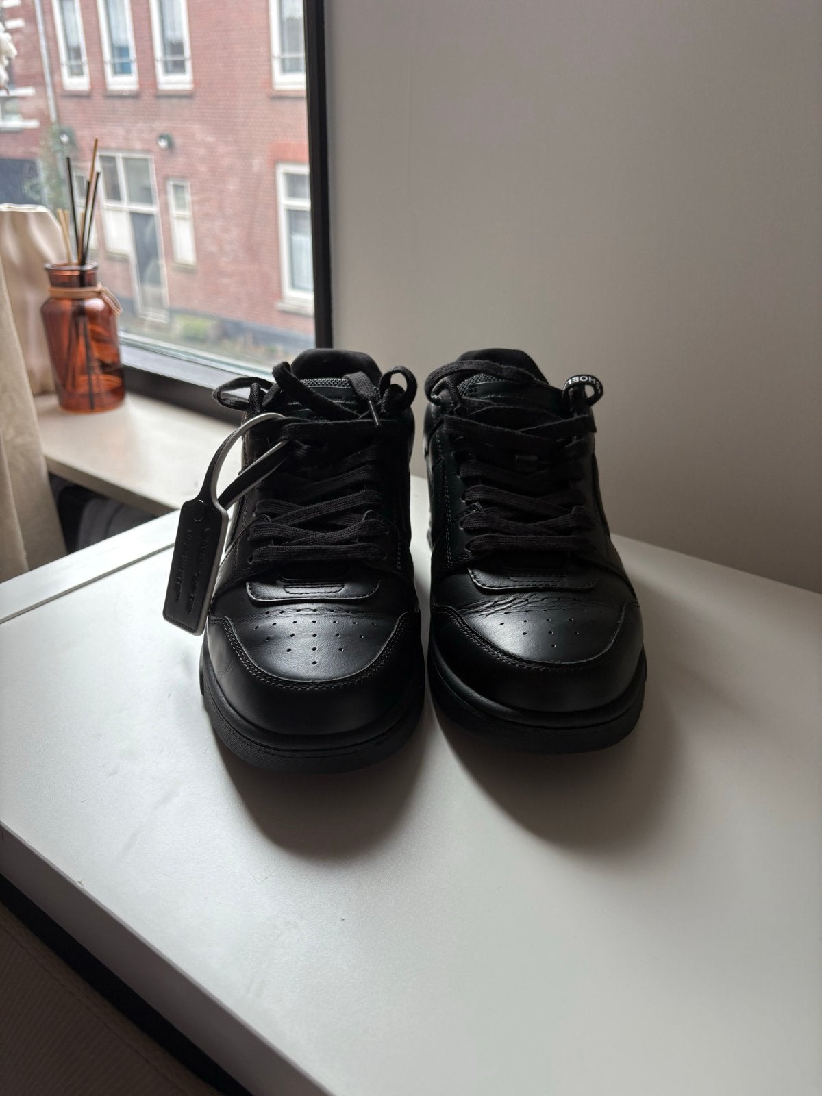 Off-White schoenen maat 40 - Zo goed als nieuw, Zwart, Ophalen of Verzenden, Sneakers of Gympen, Zo goed als nieuw