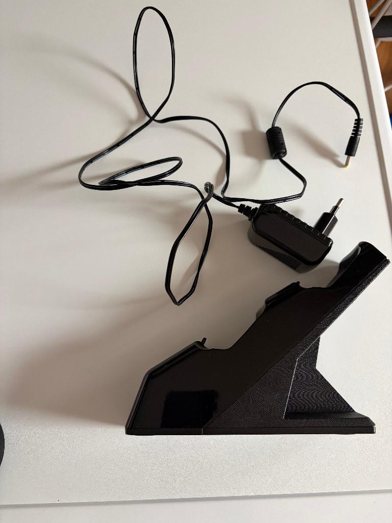 PS4 oplaadstation, Spelcomputers en Games, Spelcomputers | Sony PlayStation Consoles | Accessoires, Ophalen of Verzenden, Zo goed als nieuw
