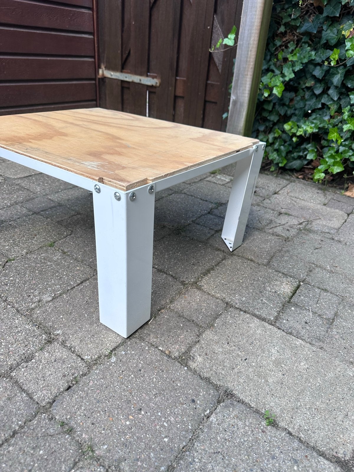 Stevige bijzettafel/kruk van hout en metaal voor wasmachine, Ophalen, Gebruikt