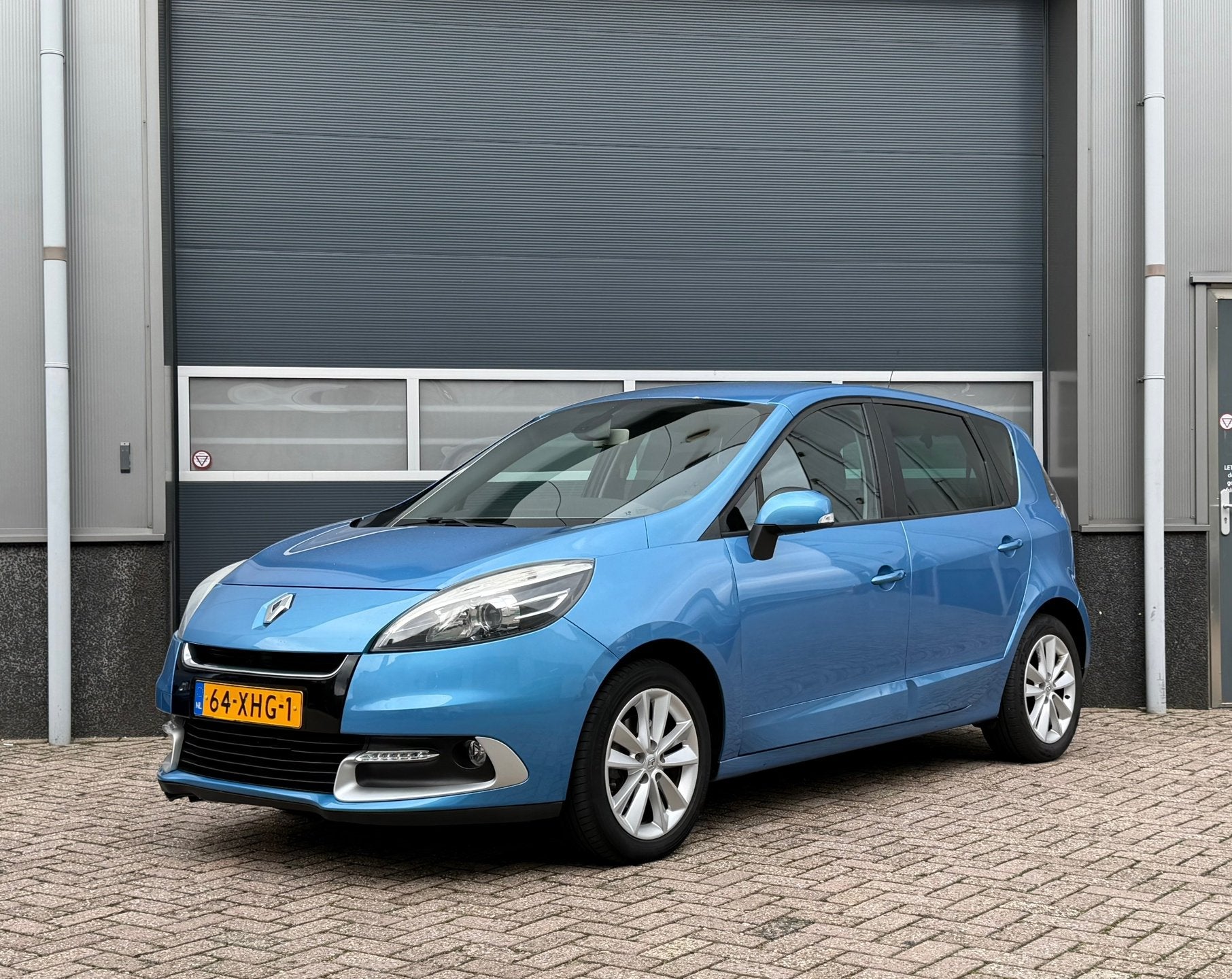 Renault Scénic 1.4 TCe Expression bj.2012 Navi|Trekh|Airco|, Voorwielaandrijving, Stof, Gebruikt, 1295 kg
