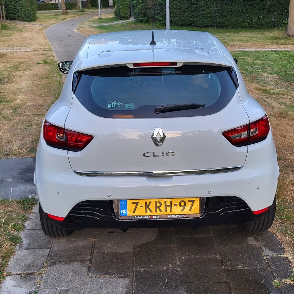 Renault Clio 0.9 TCE 66KW 5-DRS 2013 Wit, Voorwielaandrijving, 898 cc, Stof, 40 €/maand