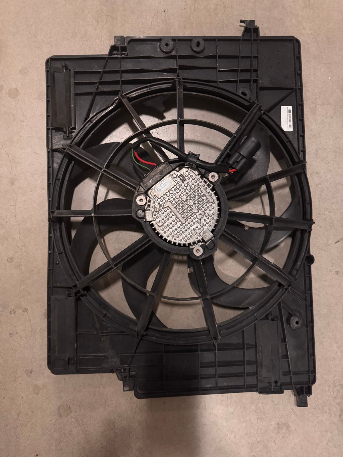 Lynk & Co 8890396352 Koelventilator (mist koelvin), Ophalen of Verzenden, Gebruikt, Overige automerken