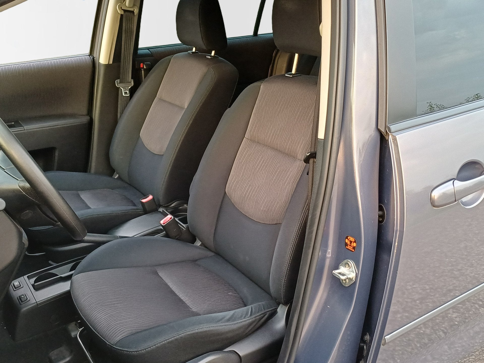 Mazda 5 1.8 TS 7 Pers /Lage KM!/Trekh/Airco/Carplay/Xenon/St, Auto's, Stof, Gebruikt, Zwart, 4 cilinders