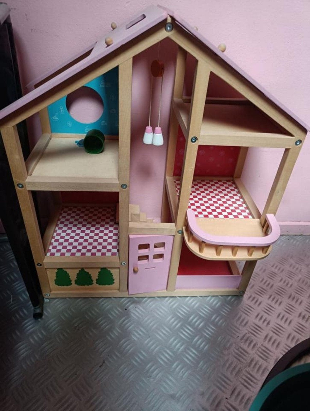 Hema Poppenhuis met Meubels, Poppetjes en Accessoires, Ophalen, Gebruikt, Poppenhuis