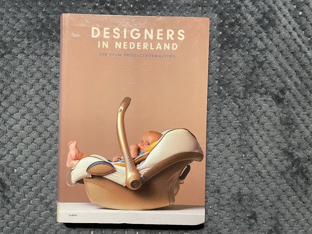 Boek-Designers in Nederland, Ophalen of Verzenden, Zo goed als nieuw