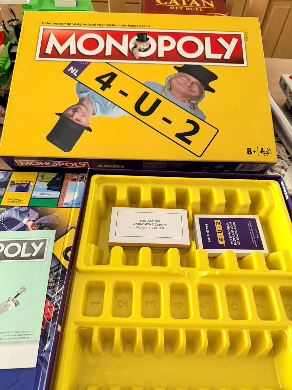 Monopoly 4-u-2 inhoud nieuw in de verpakking, Ophalen of Verzenden, Zo goed als nieuw