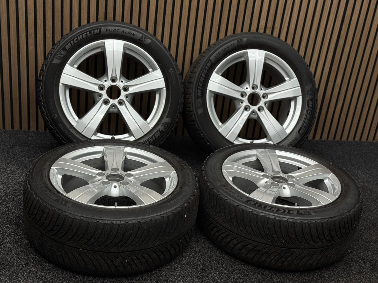 WINTER! Originele 17 inch MB C-Klasse W206 Breedset Michelin, Auto-onderdelen, Banden en Velgen, Ophalen, ., Banden en Velgen