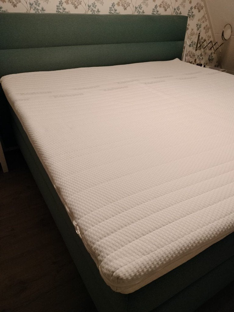 Topmatras Topper Karlsson Beter Bed 2 x 2 m, Ophalen, Wit, Tweepersoons, Zo goed als nieuw