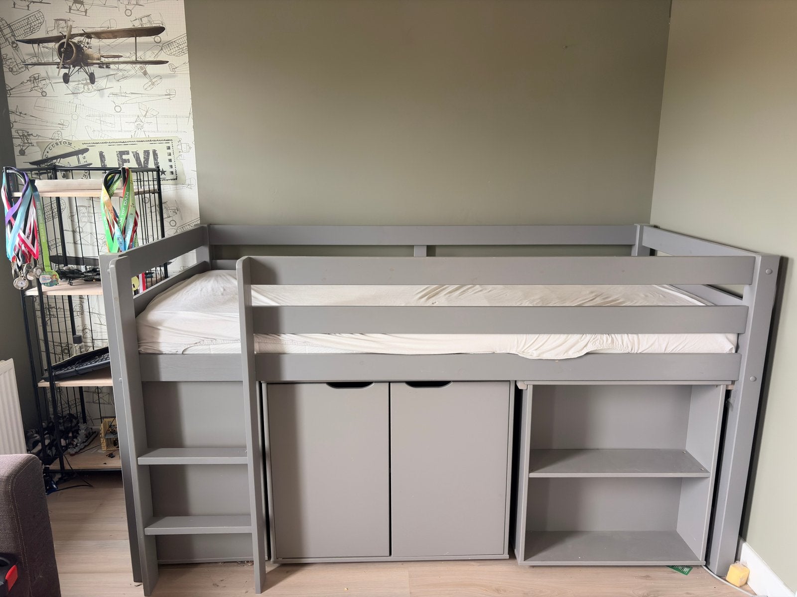 Hoogslaper grijs, Ophalen, Gebruikt, Eenpersoons, Minder dan 160 cm