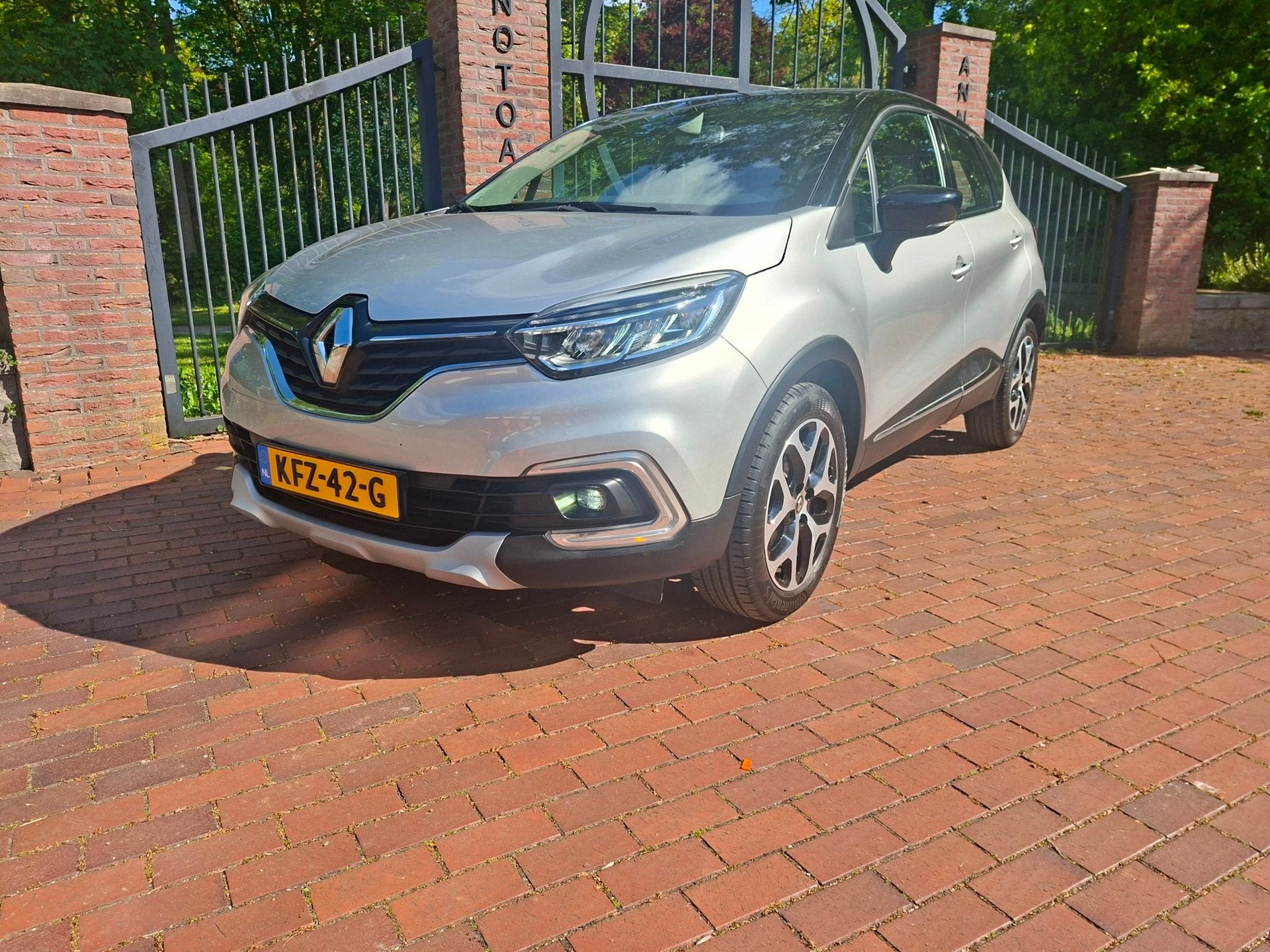 Foto 13 van Renault CAPTUR 0.9 TCe Life Navigatie Clima Xenon Isofix