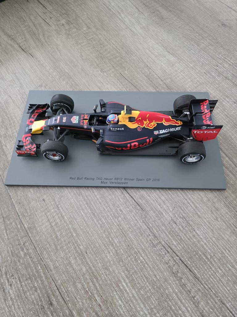 Max Verstappen 1:18 spain first win, Ophalen of Verzenden, Zo goed als nieuw, Formule 1