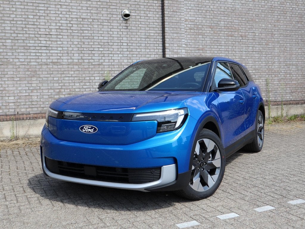 Ford Explorer Premium Extended Range RWD 77 kWh | Tot 2200kg, Auto's, Ford, 12 maanden, Achterwielaandrijving, Zwart, Blauw