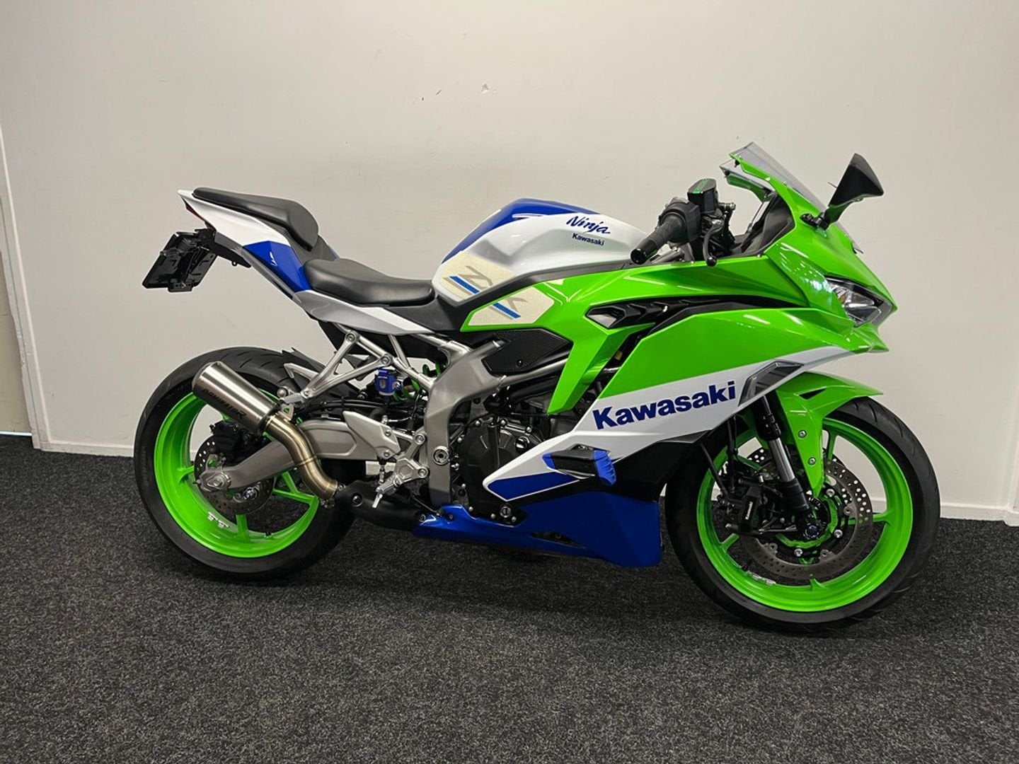 Kawasaki NINJA ZX-4RR (bj 2025), 4 cilinders, Motorrijbewijs A, Bedrijf, Onbekend