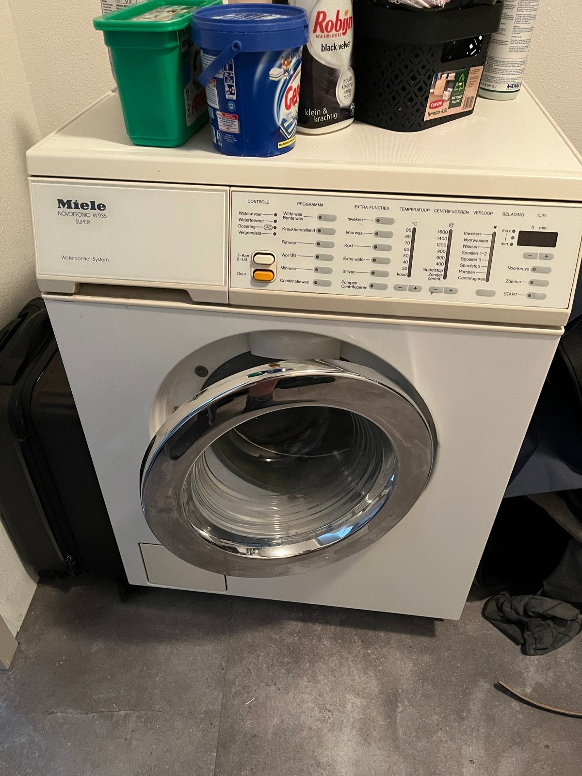 Miele Novotronic W935 Super Wasmachine, Ophalen, 6 tot 8 kg, Gebruikt, 1600 toeren of meer