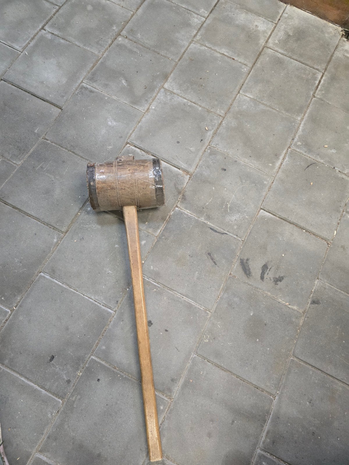 Houten hamer - Grote houten hamer, Doe-het-zelf en Verbouw, Gereedschap | Handgereedschap, Ophalen, Gebruikt, Hamer, Overige merken