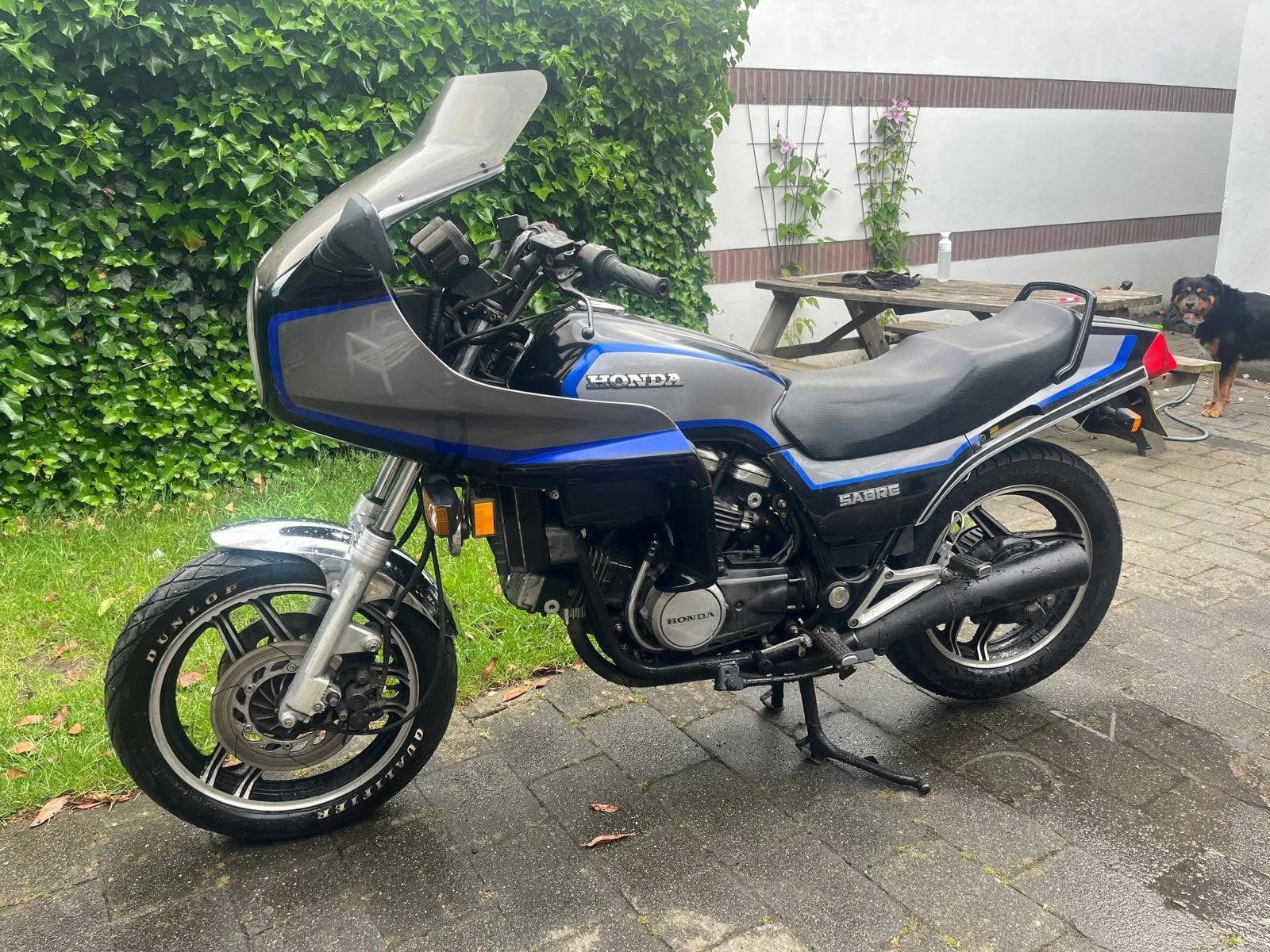 Honda VF700 Sabre oldtimer opknapper met veel onderdelen, Motoren, Ophalen, Gebruikt
