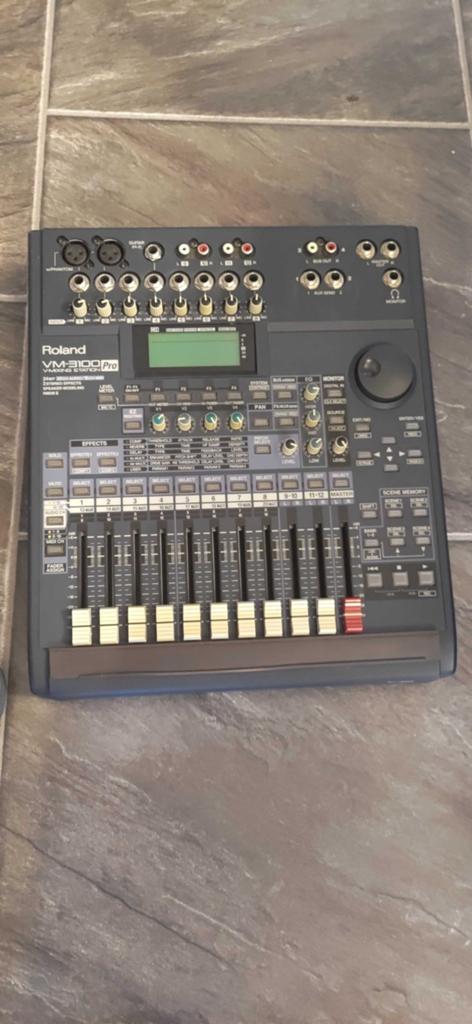 Te koop Roland  VM 3100 pro, Ophalen of Verzenden, Roland