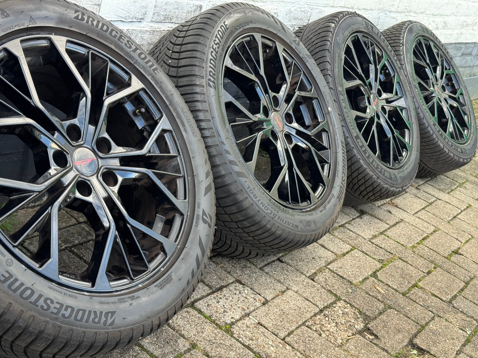 18 inch Opel Vivaro Renault Trafic Fiat Talento velgen band, Ophalen, 18 inch, Bestelwagen, Banden en Velgen