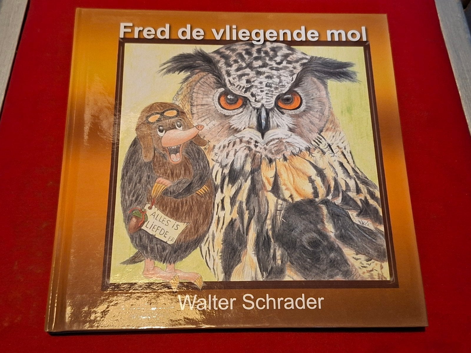 Fred de vliegende mol. Walter Schrader. Genummerd exemplaar., Ophalen of Verzenden, Zo goed als nieuw, Fictie algemeen