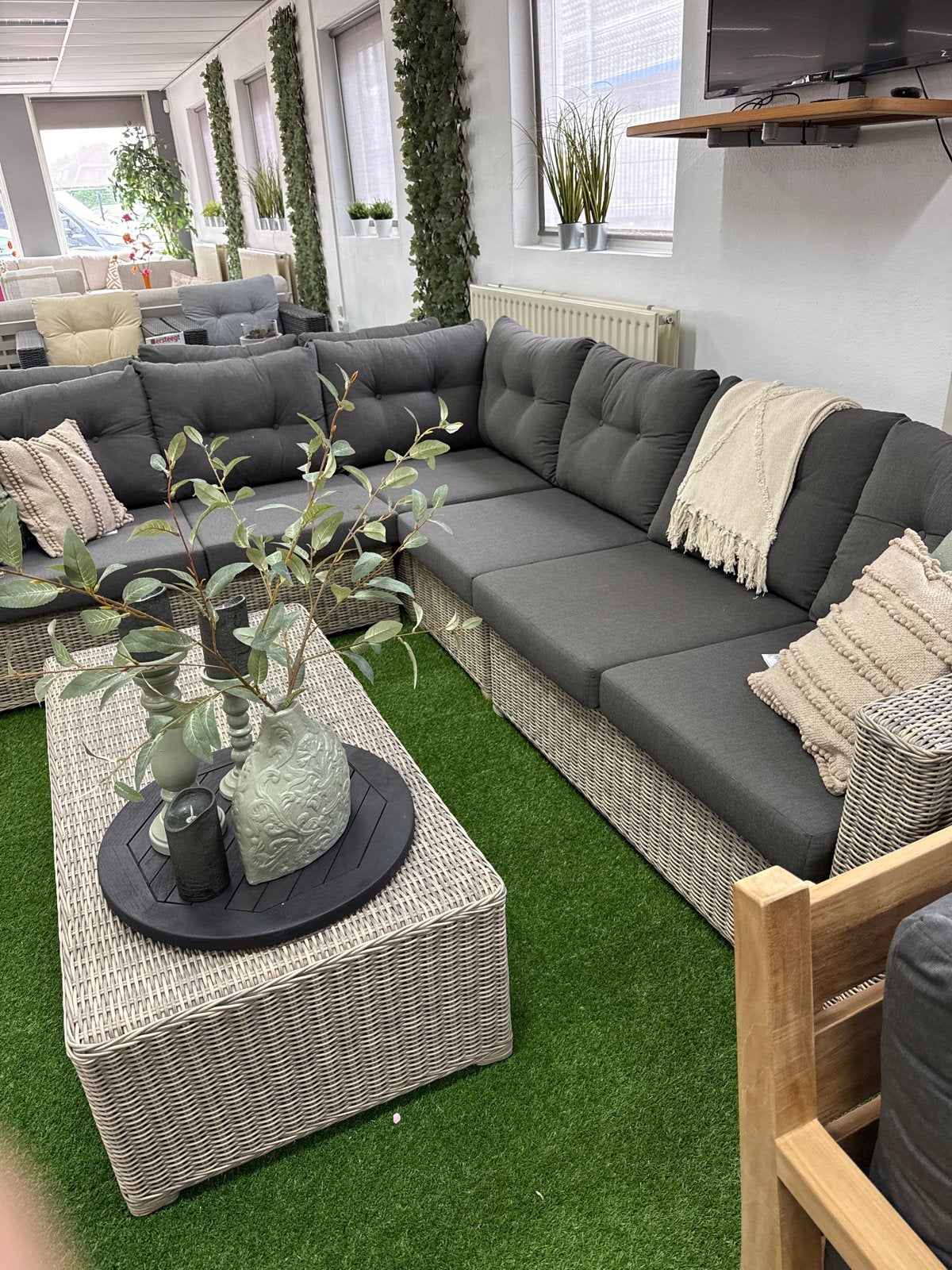 Luxe Vlechtwerk Hoek Tuinset met NL Kussens, Ophalen, 5 zitplaatsen, Nieuw, Wicker