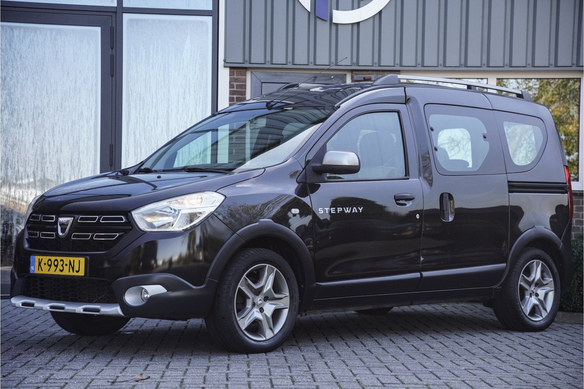Dacia Dokker 1.6 SCe, AIRCO, NAVI, TREKHAAK, 5P (bj 2019), Auto's, Voorwielaandrijving, Stof, Gebruikt, 4 cilinders