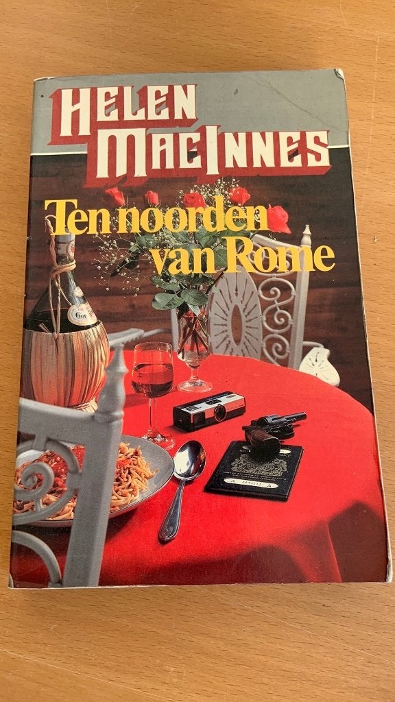 Ten noorden van Rome - Helen MacInnes, Ophalen of Verzenden