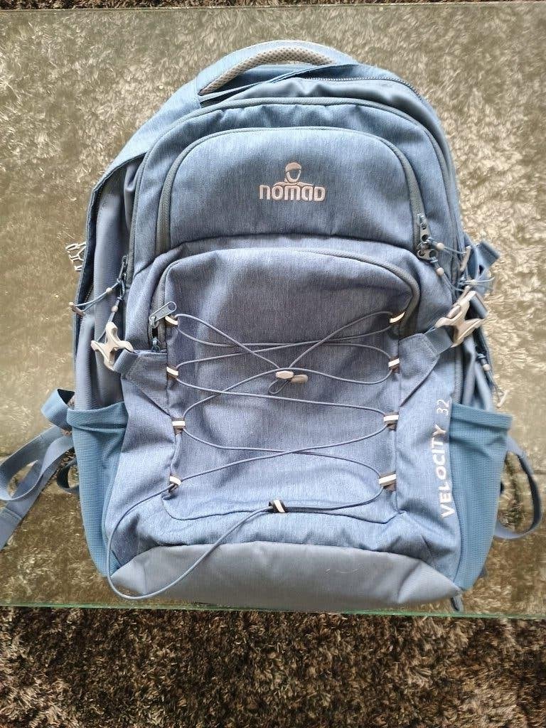 Nomad Velocity 32L rugzak – comfortabele wandel-/reisrugzak, Sieraden, Tassen en Uiterlijk, Tassen | Rugtassen, Verzenden, Zo goed als nieuw