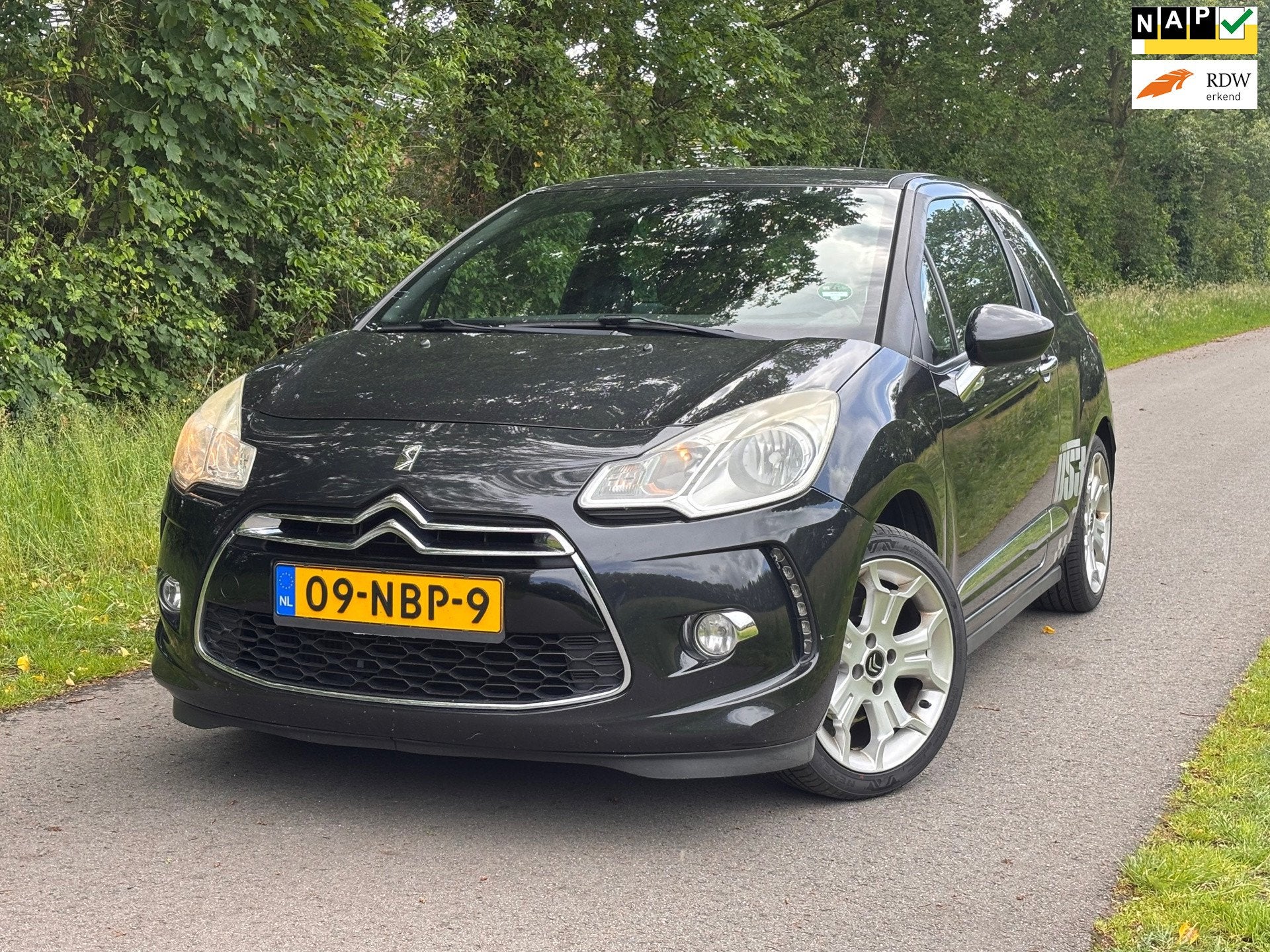Citroen DS3 1.6 THP Sport Chic | Cruise + Navi + Leder Nu, Auto's, Citroën, Euro 5, 15 km/l, Gebruikt, Bedrijf