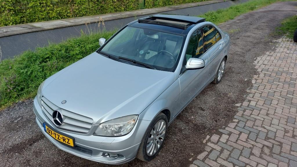 Mercedes-Benz C-Klasse 3.0 C280 Sedan AUT 2007 Grijs, Automaat, Achterwielaandrijving, 1800 kg, Grijs