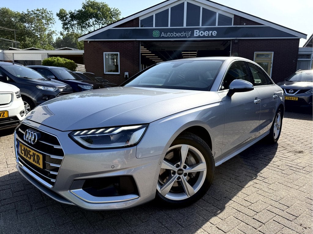 Audi A4 Limousine 40 TFSI 204pk Bns Edition 25400km NL Auto,, Auto's, Audi, Gebruikt, 4 cilinders, 1984 cc, A4