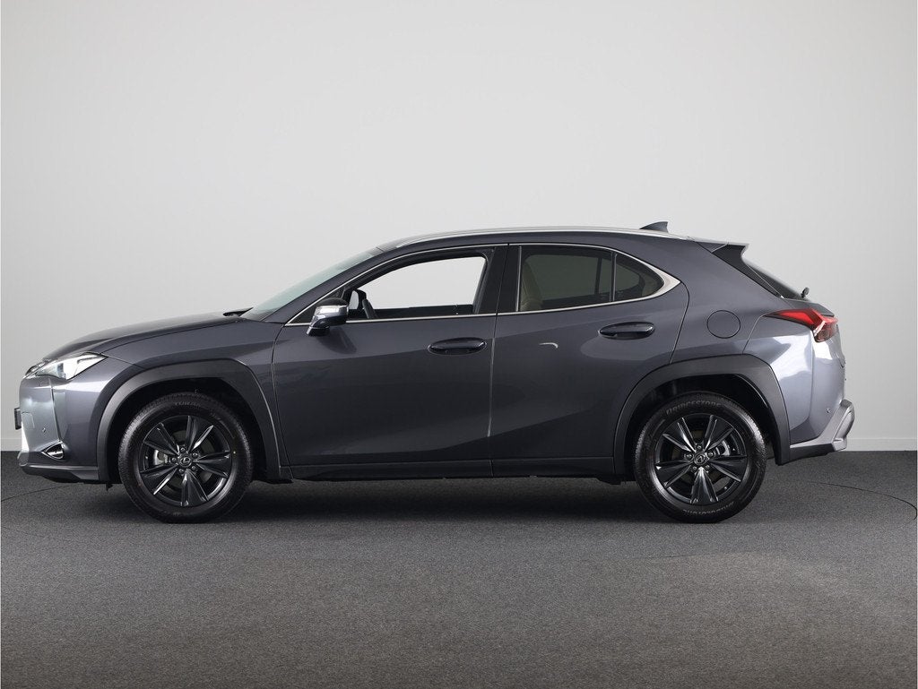 Lexus UX 250h Luxury Line | Carplay | Stoelverwarming | Adap, Auto's, Lexus, 12 maanden, Gebruikt, 4 cilinders, 19 km/l