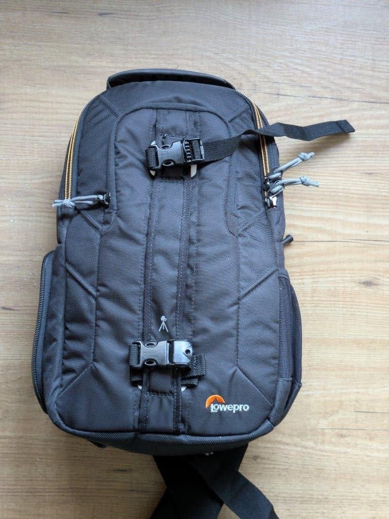 Lowepro Slingshot Edge 250 AW sling bag cameratas, Lowepro, Statiefbevestiging, Ophalen of Verzenden, Zo goed als nieuw