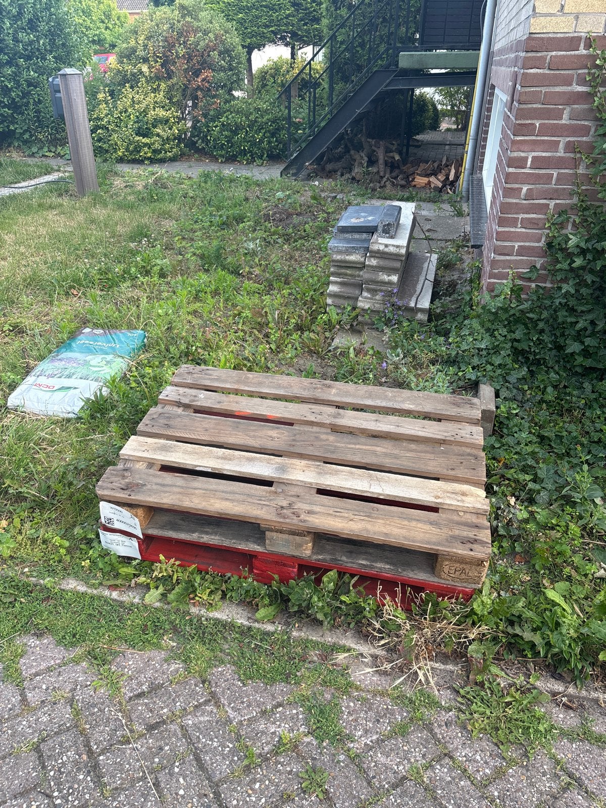 Europallets 2x, Doe-het-zelf en Verbouw, Ophalen, Gebruikt, 50 mm of meer, Pallet