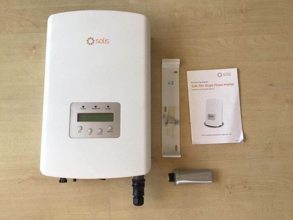 Solis Mini Single Phase Inverter met WIFI Dongle, Ophalen of Verzenden, Gebruikt, Overige typen, 200 wattpiek of meer