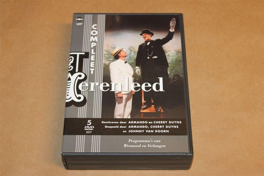 Herenleed Compleet — Armando Cultserie — 5 DVD Box Schaars, Alle leeftijden, Ophalen of Verzenden, Zo goed als nieuw, Stand-up of Theatershow
