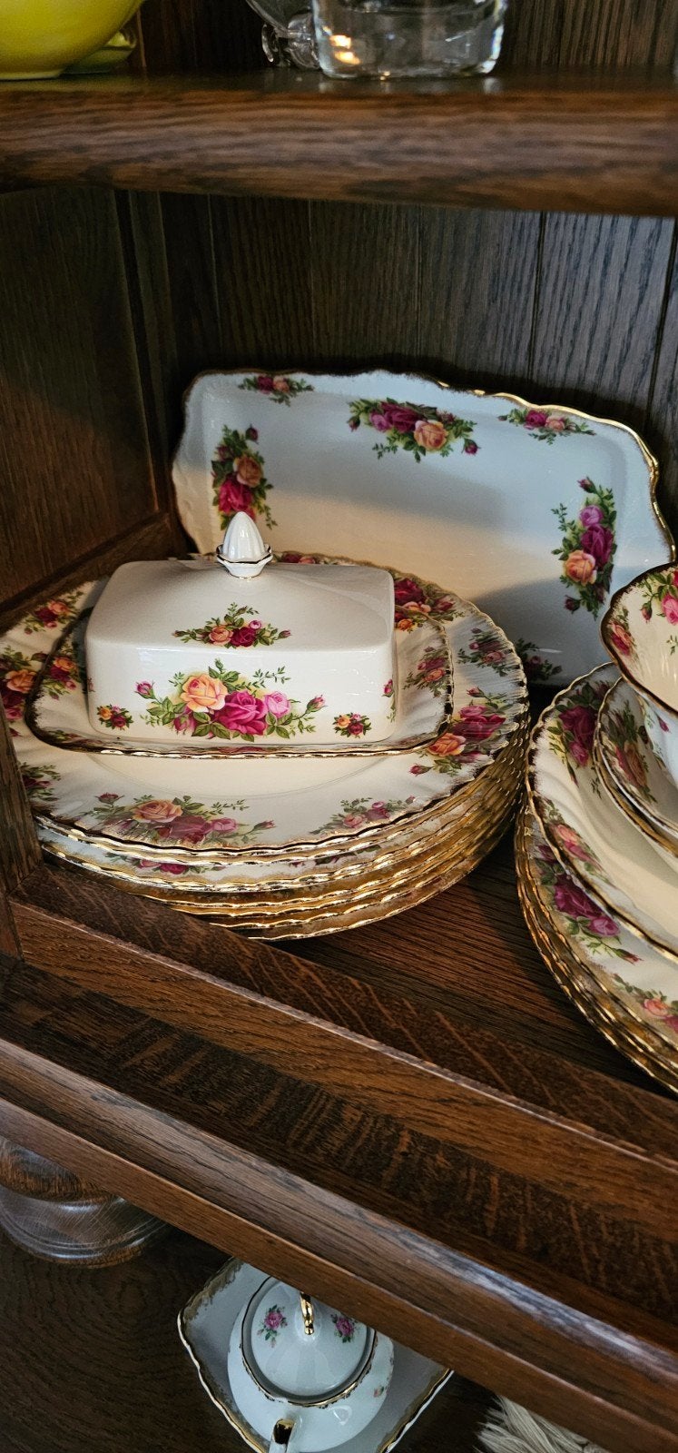 TE KOOP MOOI ROYAL ALBERT SERVICE OLD COUNTRY ROSES, Antiek en Kunst, Ophalen