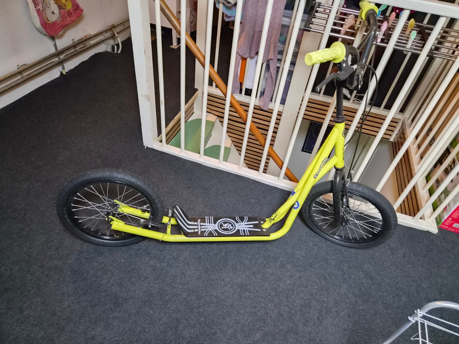 HyperMotion step voor o.a volwassenen, Fietsen en Brommers, Ophalen, Zo goed als nieuw, Gewone step, HYPERMOTION