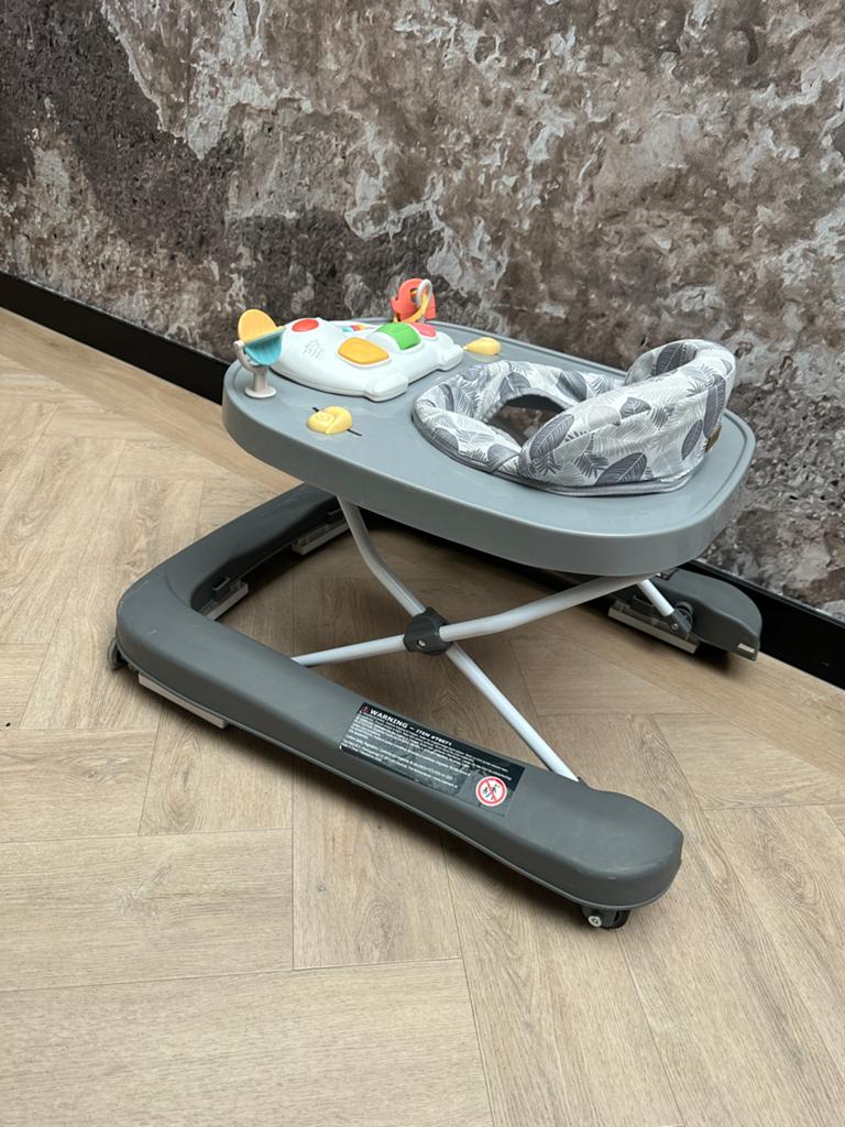 Baby Loopwagen grijs, Kinderen en Baby's, Speelgoed | Speelgoedvoertuigen, Ophalen, Zo goed als nieuw